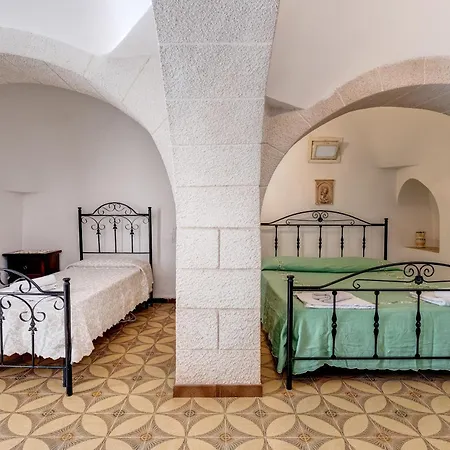 Trullo La Quercia * Ostuni