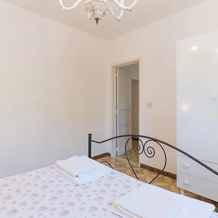 Trullo La Quercia Hébergement de vacances