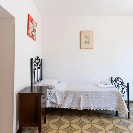 Trullo La Quercia Hébergement de vacances *