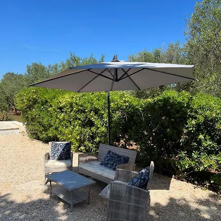 Trullo La Quercia * Ostuni