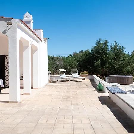 Trullo La Quercia 오스투니
