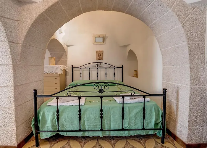 Trullo La Quercia 펜션